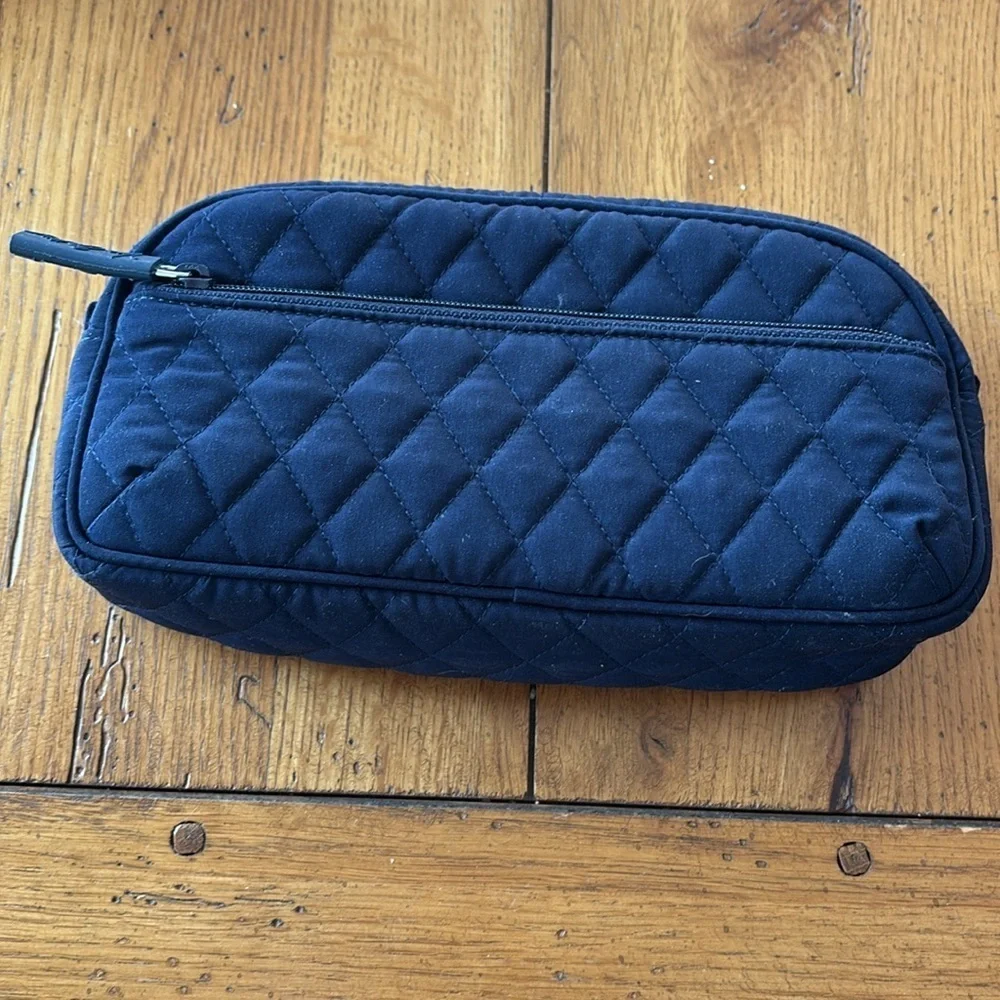 Vera Bradley Travel Medicine Case Cosmetic Bag Navy Blue Wipe Clean Interior